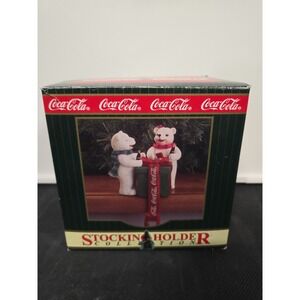 1998 Coca-Cola Stocking Holder Collection Polar Bear Couple Drinking Coke w/Gift